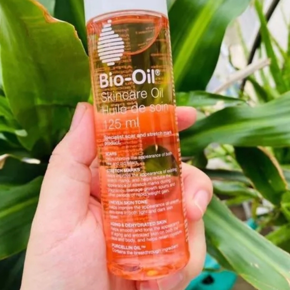 Bio-Oil Skincare Oil for Scars and Stretchmarks, Serum Hydrates Skin and Reduce - Picture 13 of 14